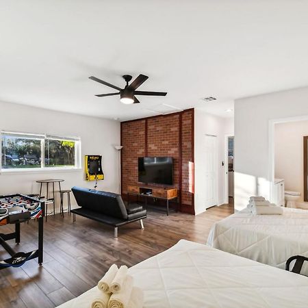Plush Sheets, Games!, Huge Backyard, Massage Chair Tampa Exterior foto
