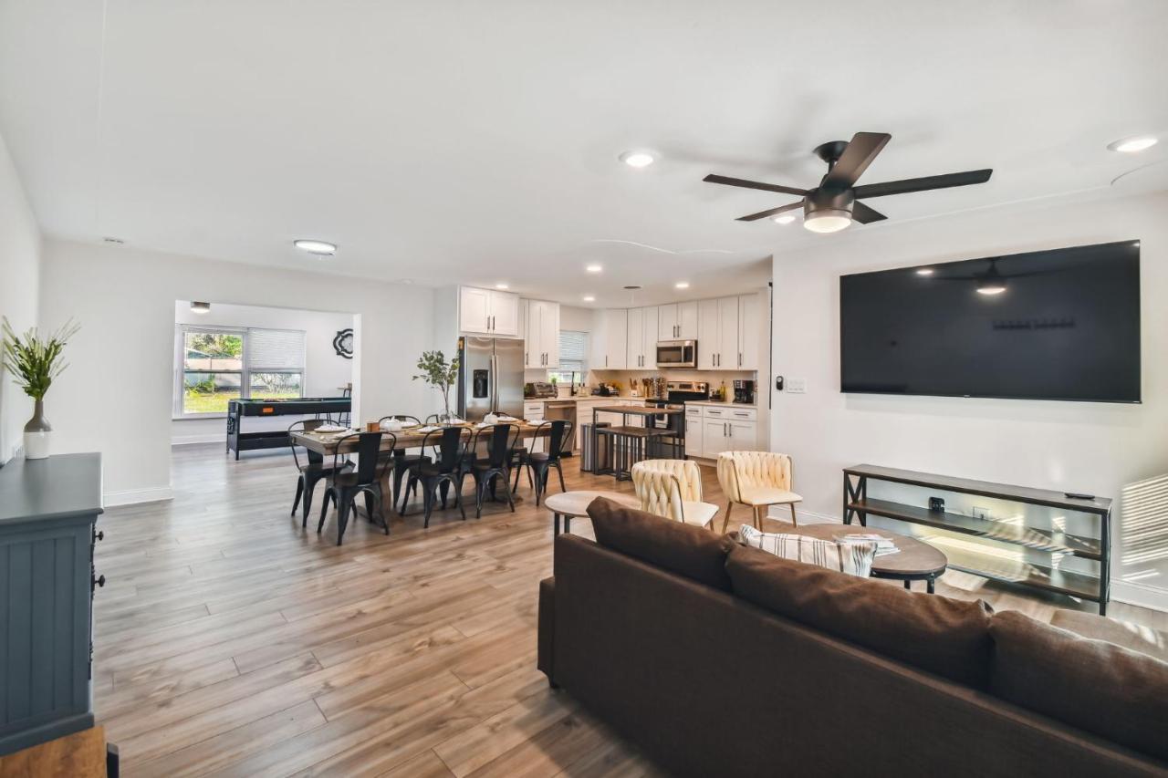 Plush Sheets, Games!, Huge Backyard, Massage Chair Tampa Exterior foto